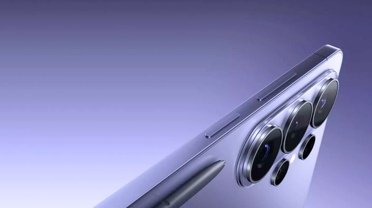 Le Galaxy S26 Ultra dévoile l’arme parfaite contre le « regard par-dessus l’épaule » : Samsung dévoile un écran de confidentialité intégré, plus malin qu’un simple filtre, et la différence avec le S26 est nette