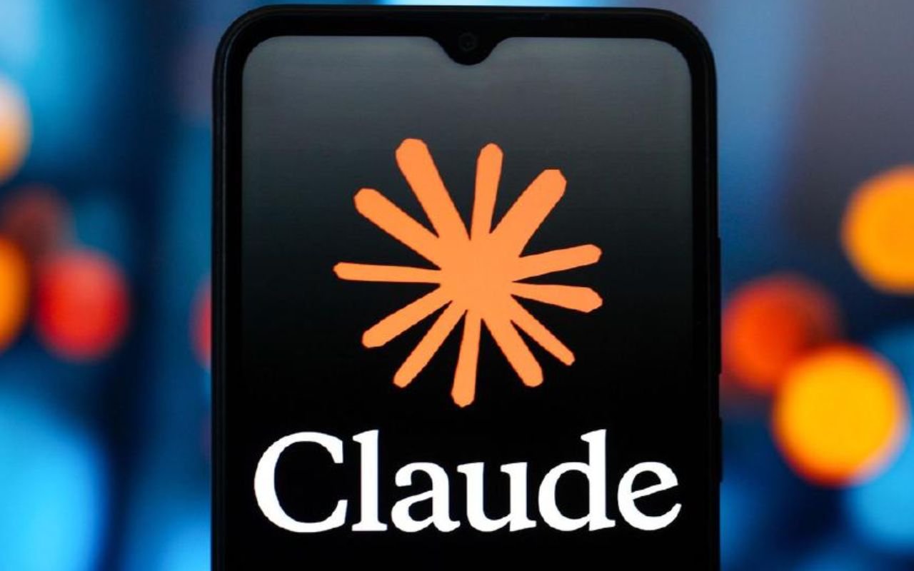 Anthropic active la mémoire de Claude sur l’offre gratuite et lance un outil d’import pour attirer les utilisateurs de ChatGPT