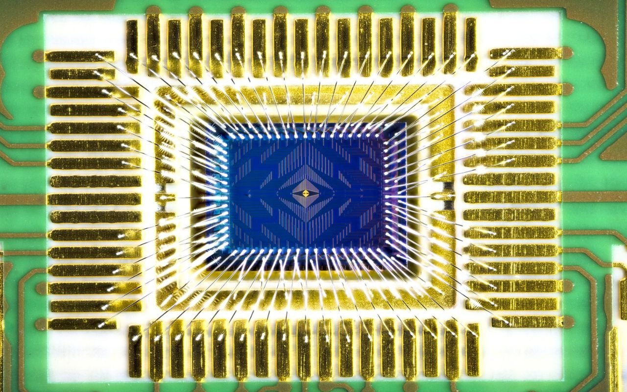 La Chine vient de régler le problème qui bloquait l'informatique quantique depuis 30 ans : la Shenzhen Quantum Academy dévoile un processeur silicium qui corrige ses erreurs