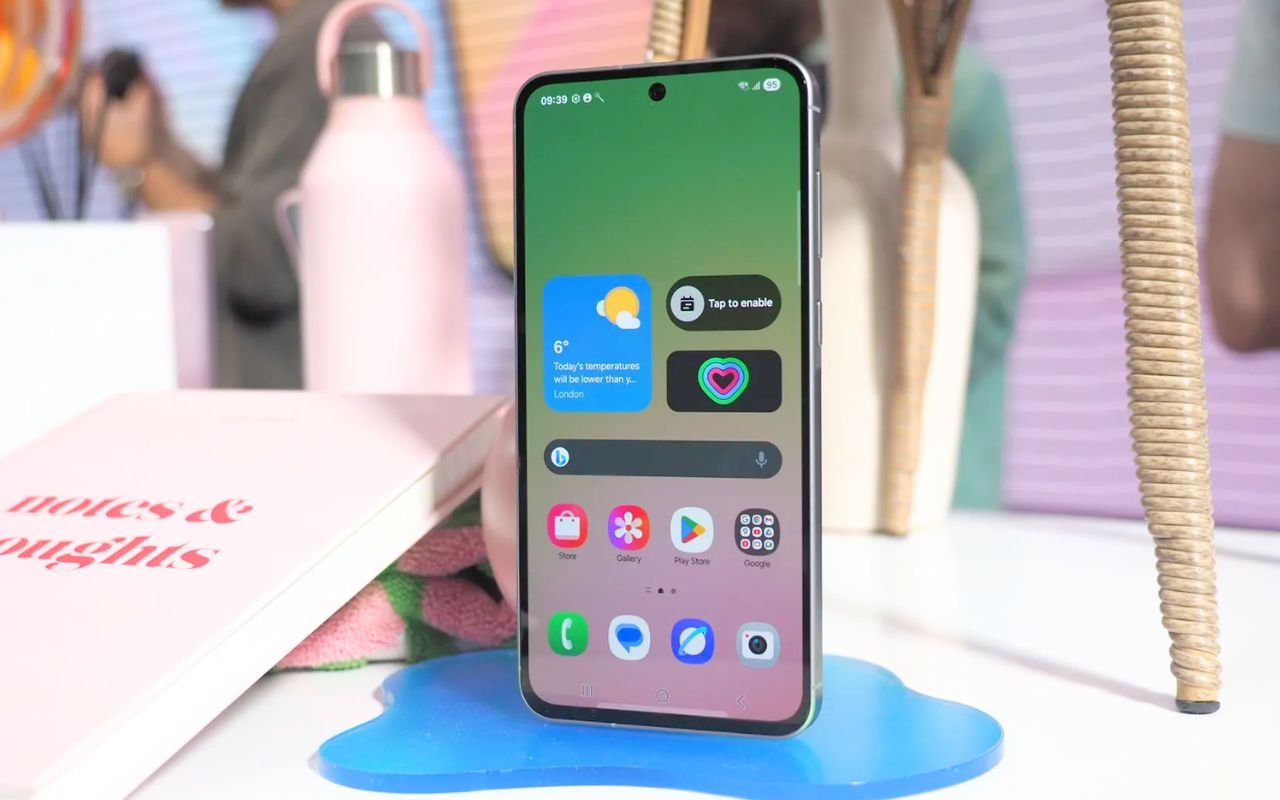 Samsung pourrait abandonner ses propres écrans OLED au profit d’un fournisseur chinois sur certains Galaxy