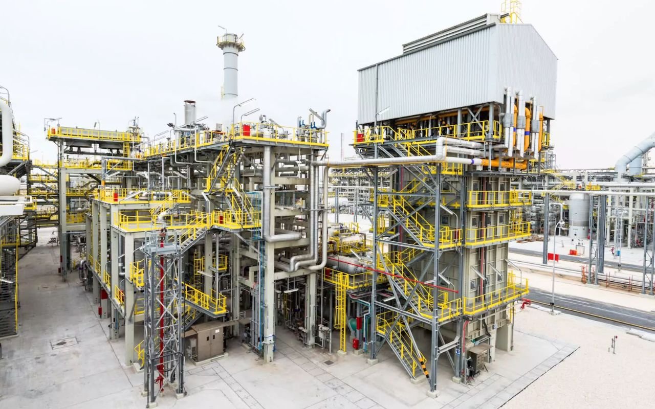 Un tiers de l’hélium mondial coupé après les drones sur Ras Laffan QatarEnergy : la Corée du Sud, SK hynix et TSMC sous pression