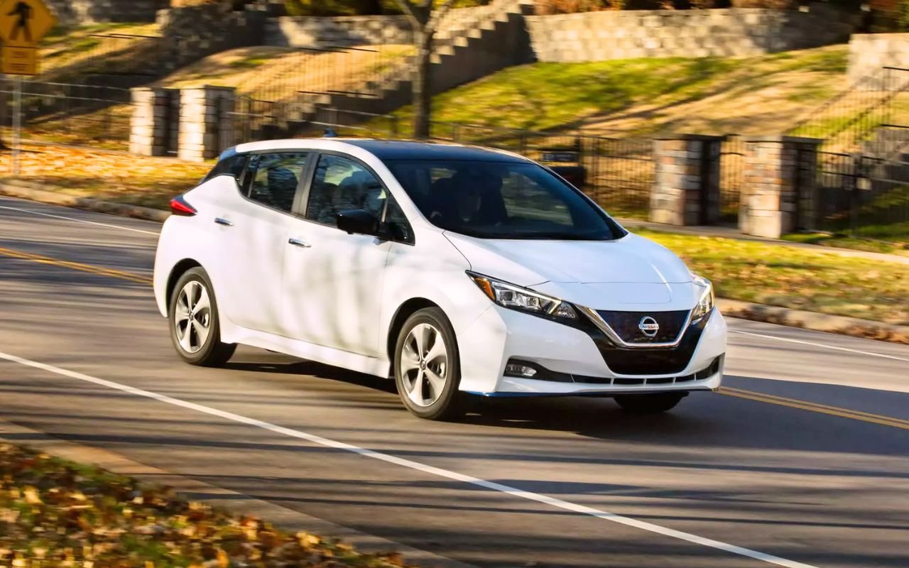 Votre voiture peut être repérée sans GPS : le signal des capteurs de pneus se capte à 50 m avec un boîtier à 92 €