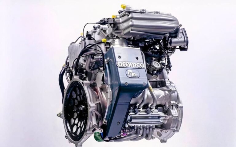 Ce géant du pétrole lance un moteur hybride 25% plus efficace et met sous pression Toyota et les constructeurs historiques