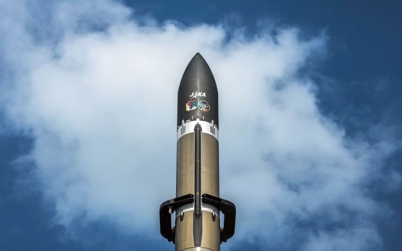 Le Japon teste un satellite origami qui déploie une antenne 25 fois plus grande