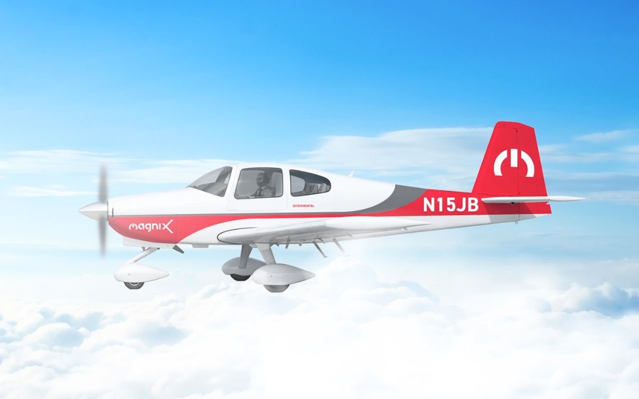 MagniX vient de lancer MagniAIR un moteur électrique de 175 kW pour 55 kg sur avions légers qui pourrait rendre le brevet de pilote moins cher et accessible à plus d'élèves dès 2027