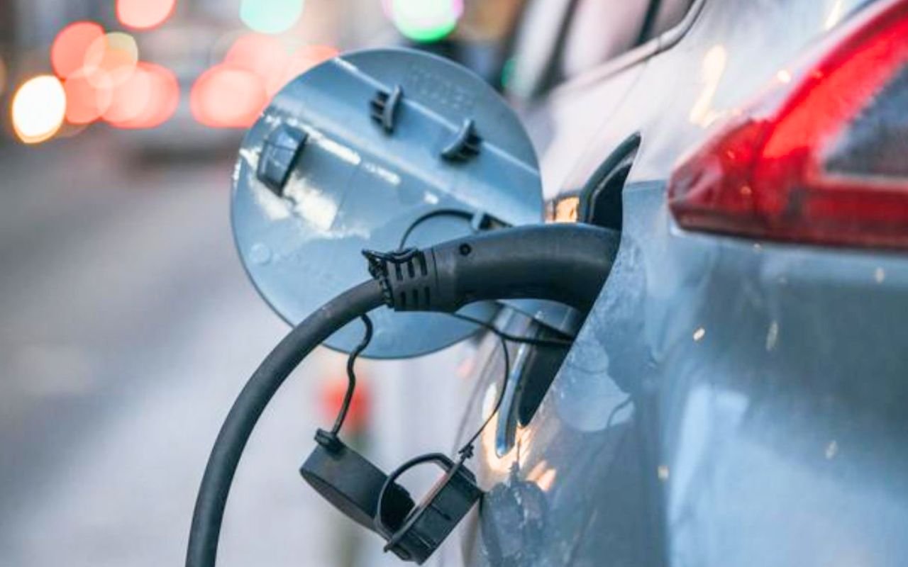 Cette IA suédoise pourrait prolonger la durée de vie des batteries électriques de 23 % sans ralentir la recharge rapide