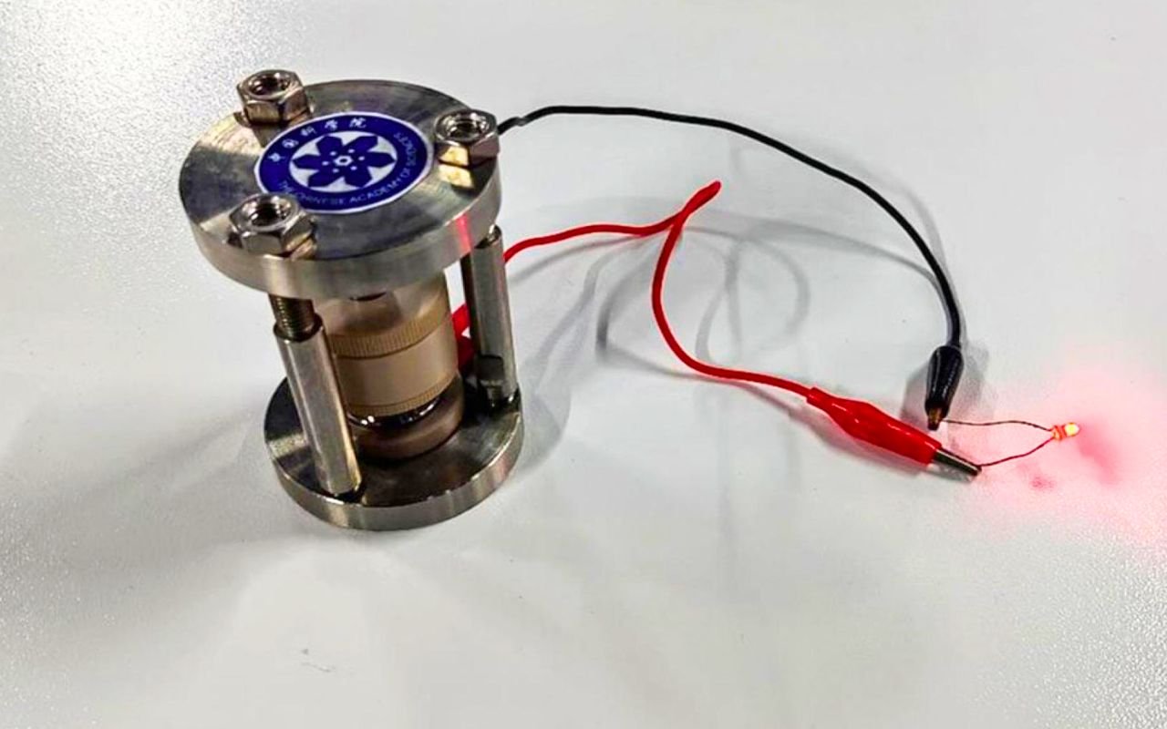 La Chine dévoile une batterie capable de stocker hydrogène et électricité avec 93,9 % d’efficacité