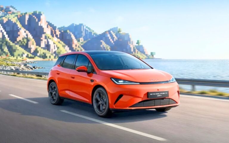 BYD Dolphin G DM-i hybride rechargeable : 105 km d’autonomie électrique et un prix de 23 990 euros qui retourne le marché français