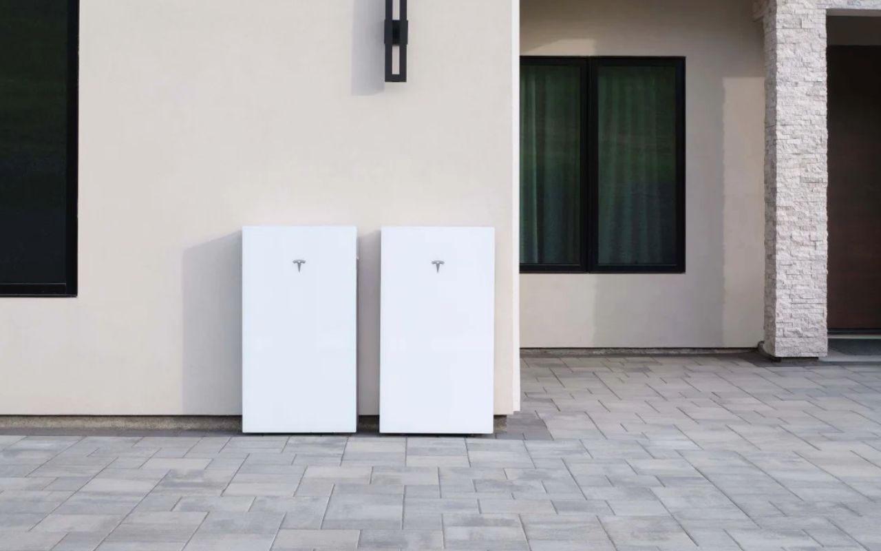 L’IA consomme trop d’électricité ? Tesla dévoile une solution géante avec une centrale virtuelle de 16 GW