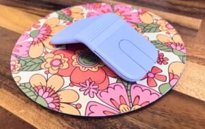 Logitech pensait que les nomades feraient sans souris mais cette Mobi Fold pliable surprend, se glisse partout et évite l’humiliation en réunion