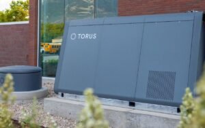 Les data centers d’IA tombent en panne en quelques millisecondes : des start-up américaines ont déterré une vieille technologie pour y mettre fin