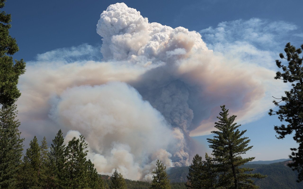 Pyrocast seul ne suffisait pas : la fusion avec GOES, Himawari et le C-Haines transforme enfin la prévision des orages de feu en outil crédible heure par heure