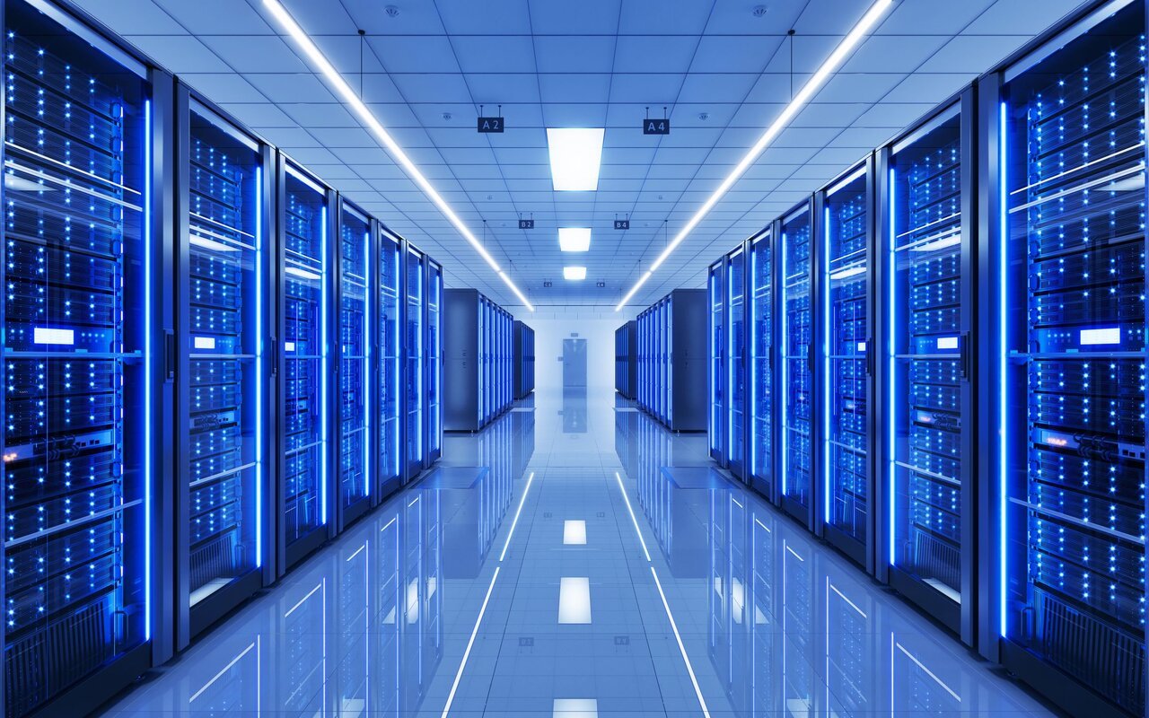 Pourquoi Samsung mise sur un data center en pleine mer plutôt que sur terre pour alimenter l’IA sans saturer les réseaux électriques d’ici 2028
