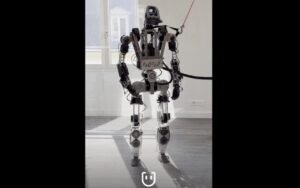 Optimus a un rival parisien : UMA, fondée par d’anciens ingénieurs de Tesla, cible l’industrie là où personne ne l’attendait