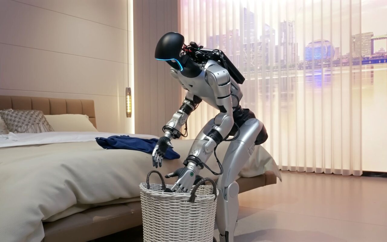 Unitree unifie tout dans une seule IA : UnifoLM-OminiA-0.3 permet désormais à ses robots humanoïdes de parler, voir et agir en même temps