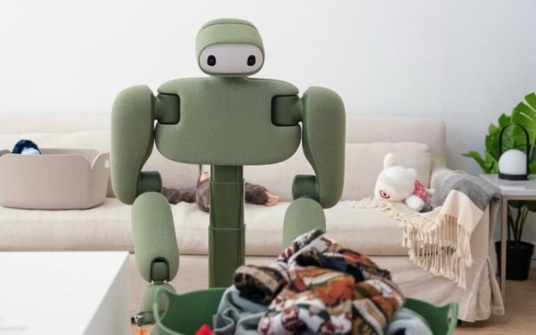Le robot humanoïde à 8 000 $ qui promet lessive et lits vient de se lancer : et ses promesses disent tout sur l’état réel du robot domestique aujourd’hui