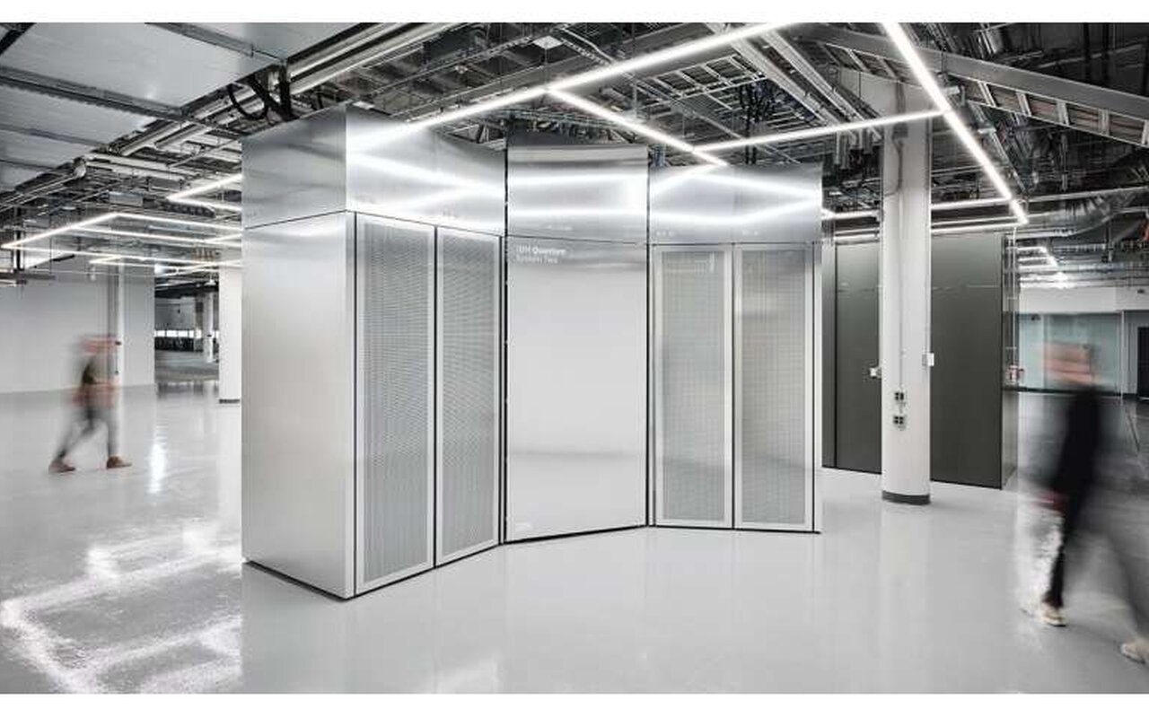70 qubits logiques en 15 minutes : IBM et l’Université de Chicago viennent de valider un seuil que le calcul quantique n’avait jamais atteint