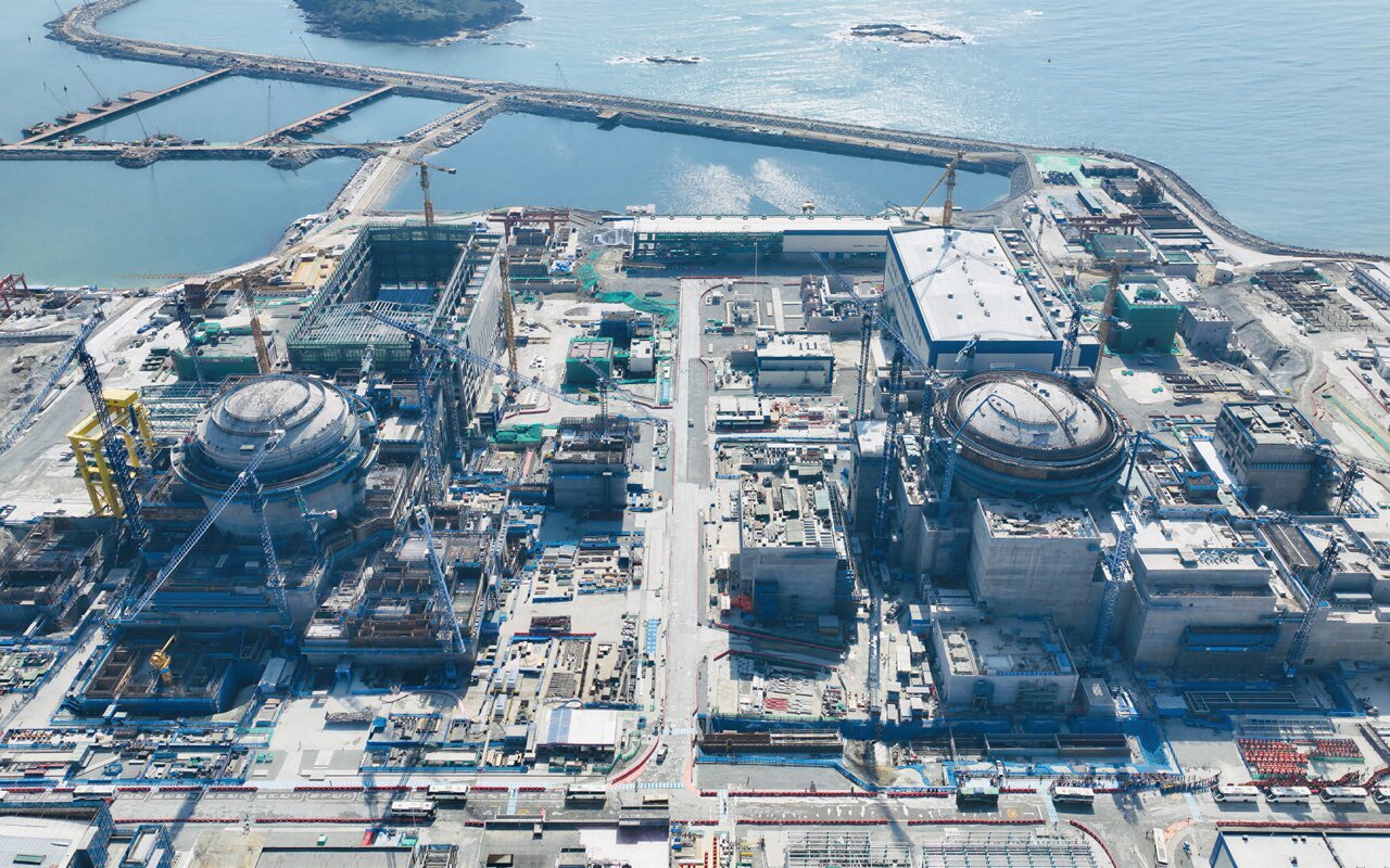 Comment la Chine vient de valider simultanément 8 réacteurs sur 4 sites pour 25,2 milliards de dollars en une décision qui redéfinit l’échelle du nucléaire mondial