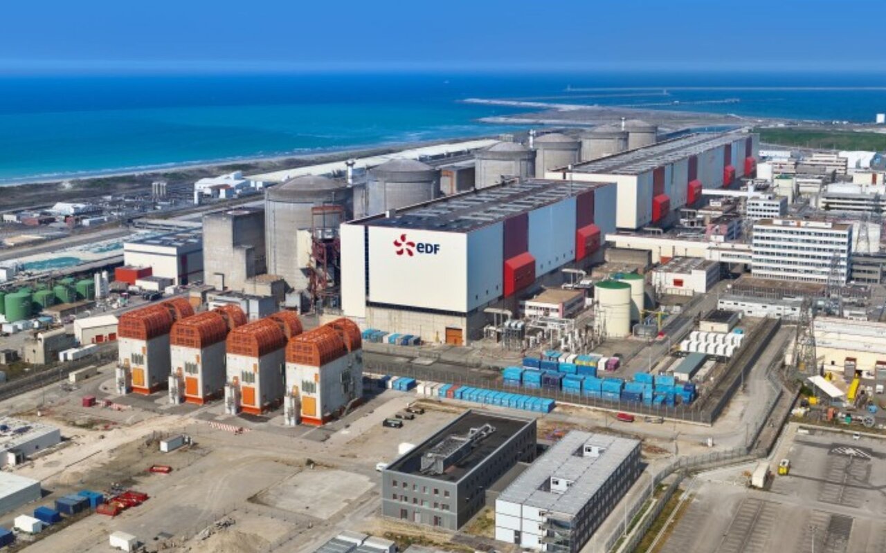 Une invasion de méduses a mis hors service trois réacteurs à Gravelines et effacé 3,2 GW du réseau électrique français
