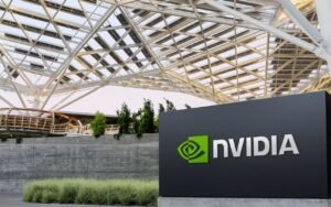 Intel et SpaceX pèsent près de 80 % du portefeuille coté de Nvidia, et les deux lignes ont déjà fondu de plusieurs milliards en six semaines