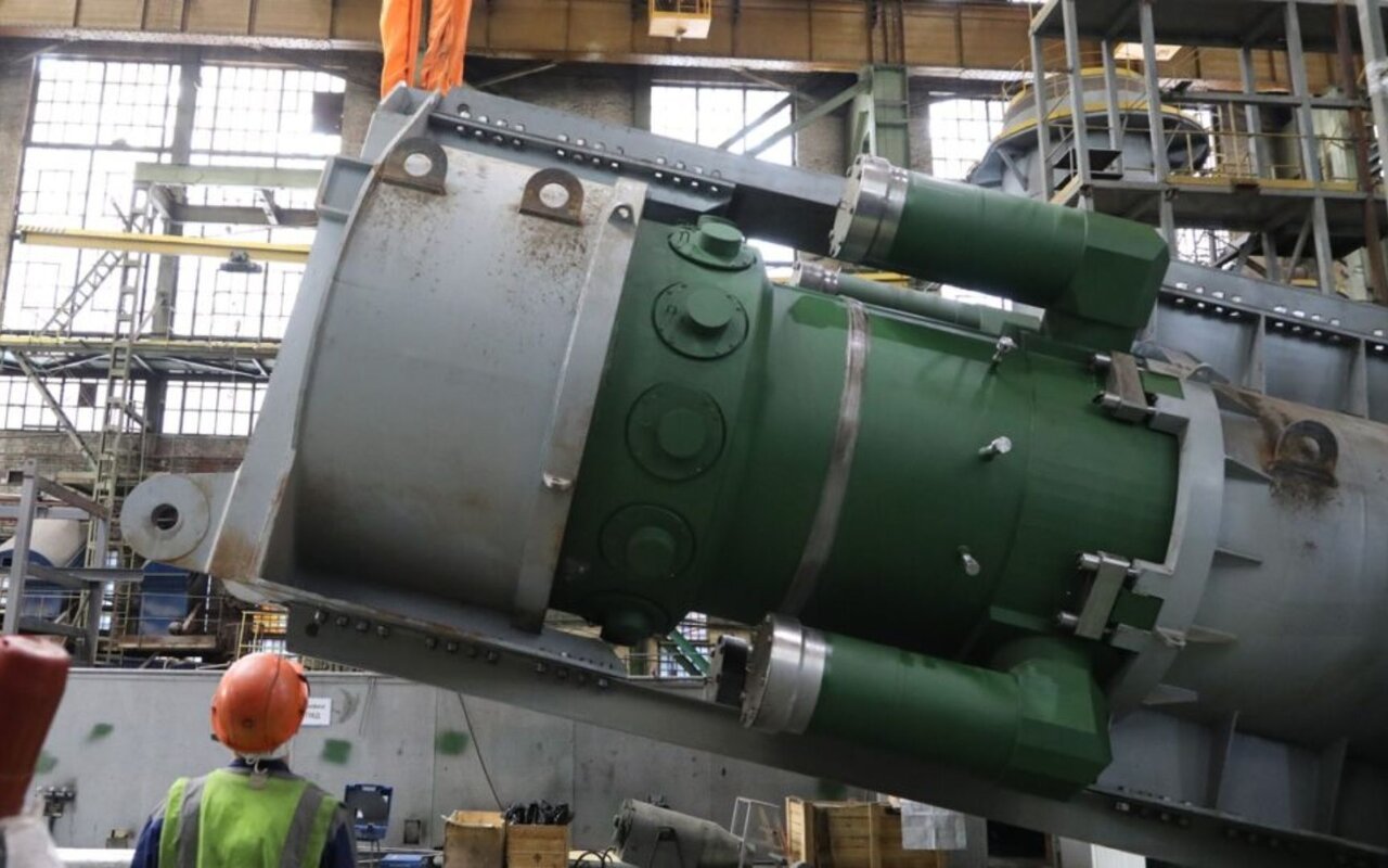 Quinze réacteurs RITM-200 déjà produits et treize en construction : la Russie industrialise le petit nucléaire marin