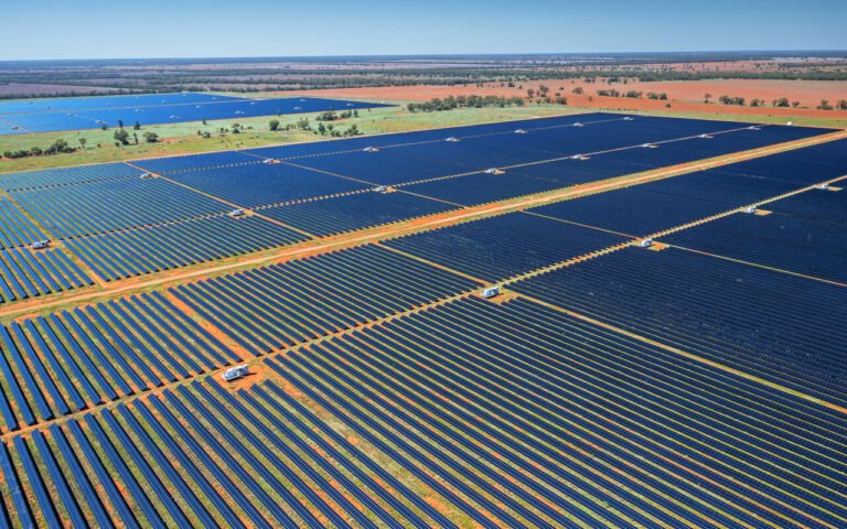 L’EIA projette 86 GW de nouvelles capacités électriques pour 2026 : un bond que le réseau américain n’avait pas connu depuis 2002