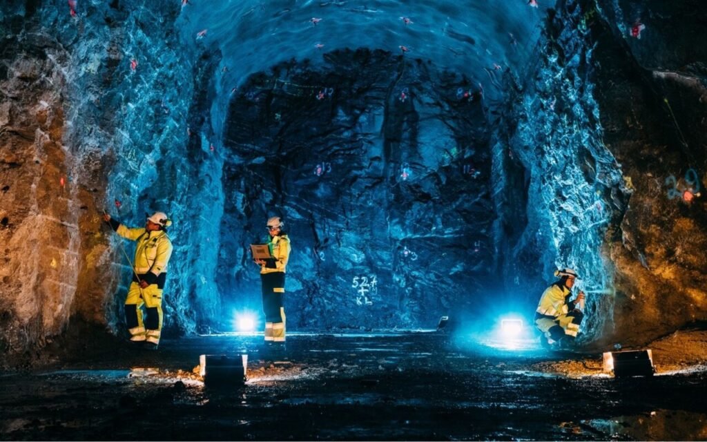 STUK approuve ONKALO d’Olkiluoto pour 2026, mais l’avis favorable de l’autorité nucléaire ne suffit pas face à un pari technologique sans précédent