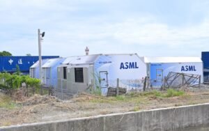 0 % du chiffre d’affaires d’ASML en Europe au premier semestre 2026, contre 5 % en 2024 : le seul vendeur d’EUV réclame des acheteurs
