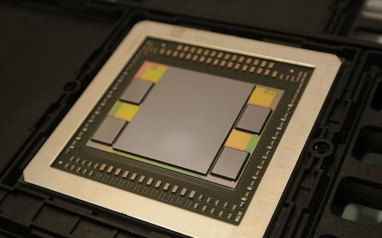 GPU AMD Fiji avec mémoire HBM utilisé pour le calcul haute performance
