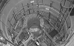 2 tonnes de sel sorties d’un réacteur arrêté en 1969 suffisent à un démonstrateur de 1 MW, mais un réacteur commercial en veut des dizaines