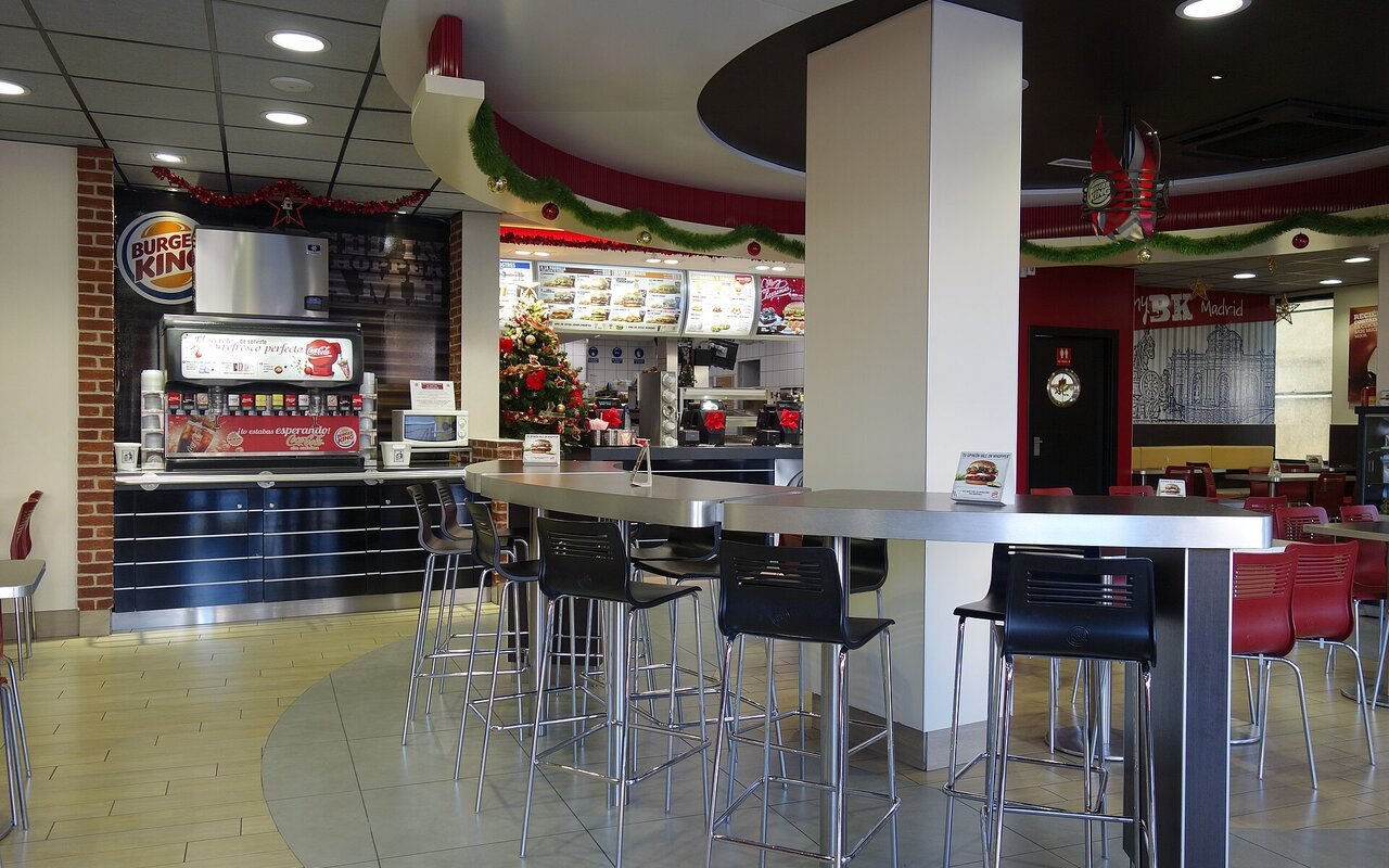 Intérieur d'un restaurant Burger King à Madrid