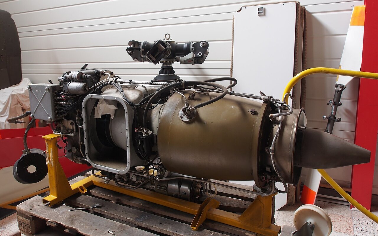 Moteur d'hélicoptère Turbomeca Artouste exposé à Hermeskeil, vue générale du turboréacteur