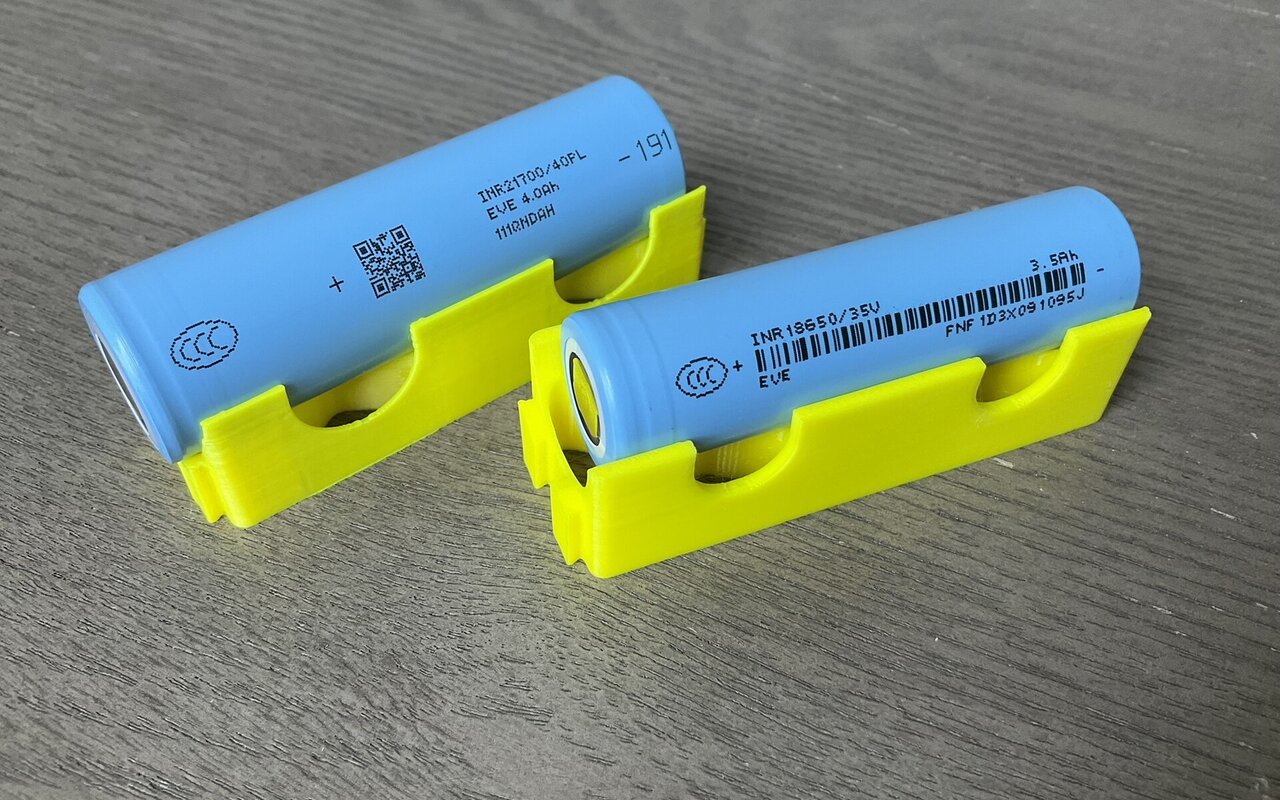 Cellules de batterie lithium-ion 18650 et 21700 fabriquées par EVE Energy