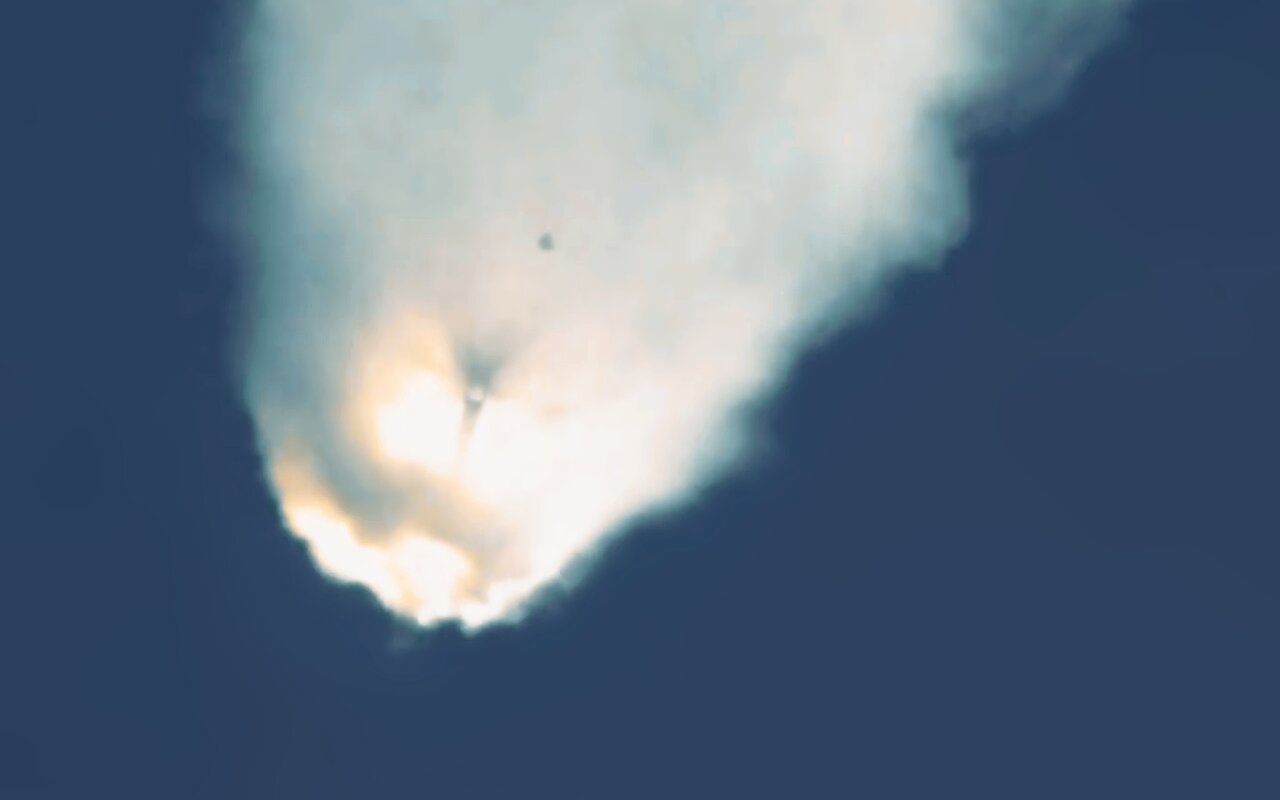 Fusée SpaceX en explosion peu après son décollage