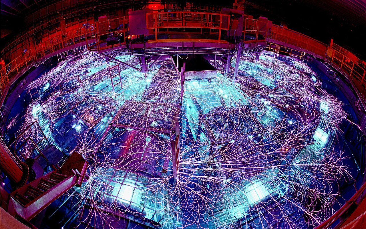 La machine Z à Sandia National Laboratory, le plus puissant générateur de rayons X au monde