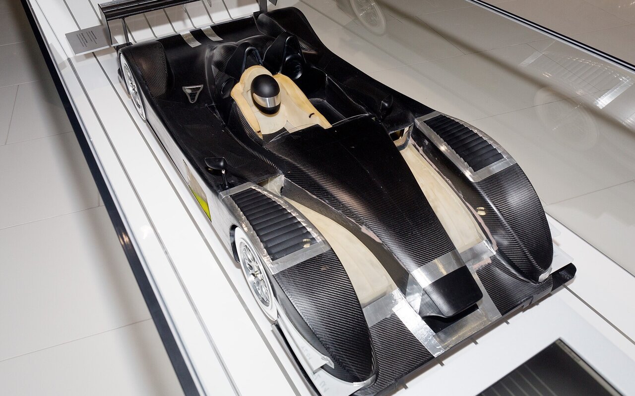 Maquette de Porsche RS Spyder en soufflerie pour tests aérodynamiques