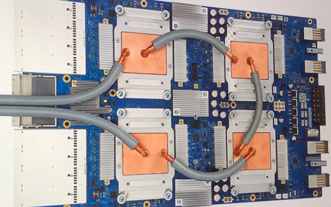 Processeur TPU 3.0, unité de traitement tensoriel pour l'intelligence artificielle