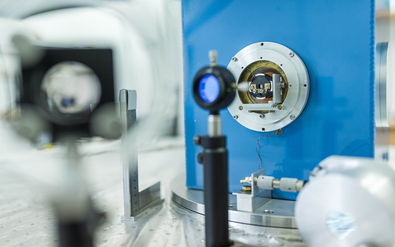 Cryostat magnétique de l'Institut de physique de l'Académie des sciences tchèque à Prague