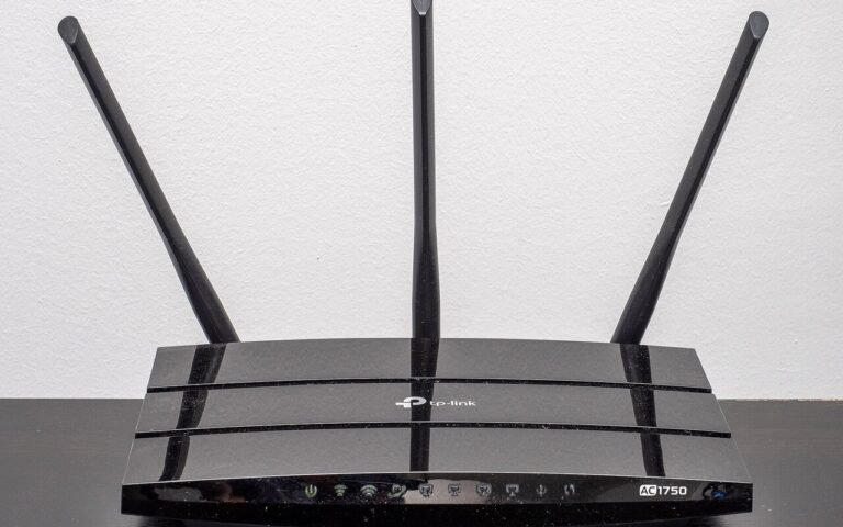 Quatre concurrents ont obtenu la dérogation de la FCC, mais pas TP-Link : ses mises à jour américaines garanties jusqu’au 1er mars 2027