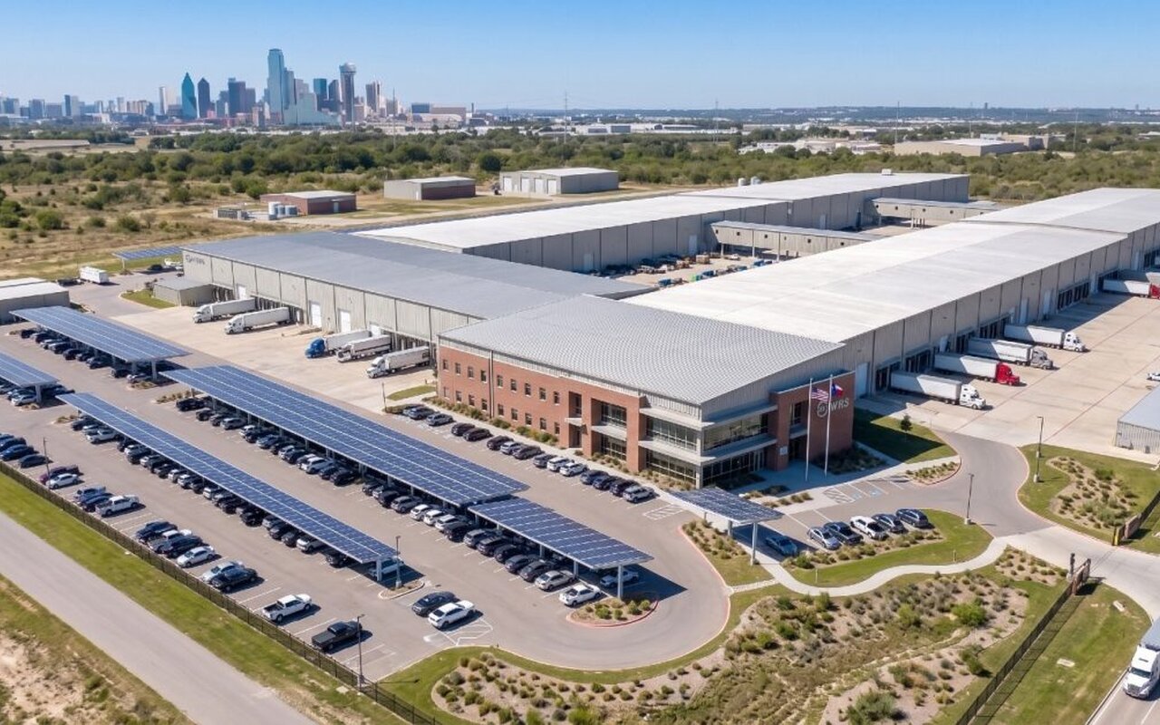Usine de recyclage solaire sur 10 acres près de Dallas