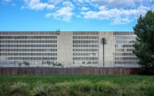 500 millions d’euros pour un cloud de renseignement coupé d’internet, mais les mises à jour viendront de Google : le projet allemand ND-Cloud
