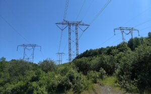 90 MW promis pour fin 2026, mais pas d’électricité avant les années 2030 : le supercalculateur d’IA de Loughton attend le réseau
