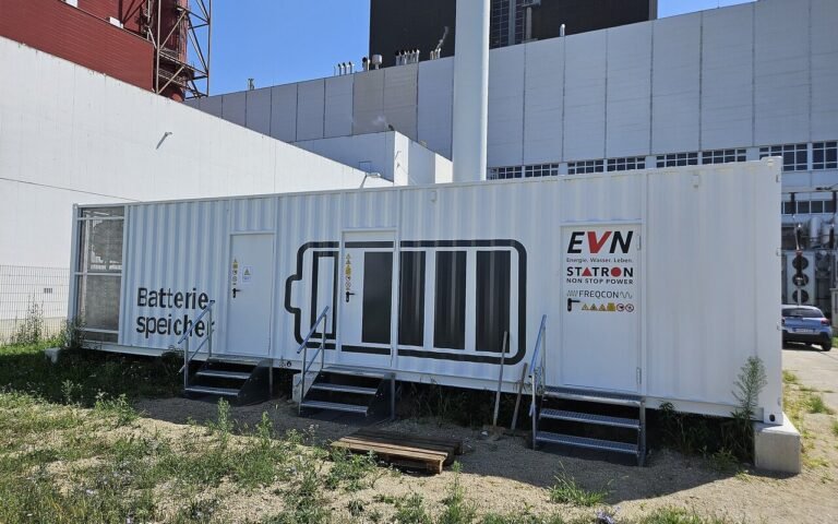 99,4 millions d’euros levés pour une usine de 4 GWh par an, mais plus de 6 GWh déjà promis : GM finance des cellules qui n’iront pas en voiture